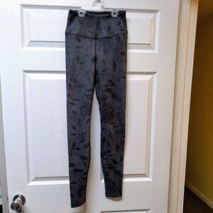 White House Black Market Runway Legging